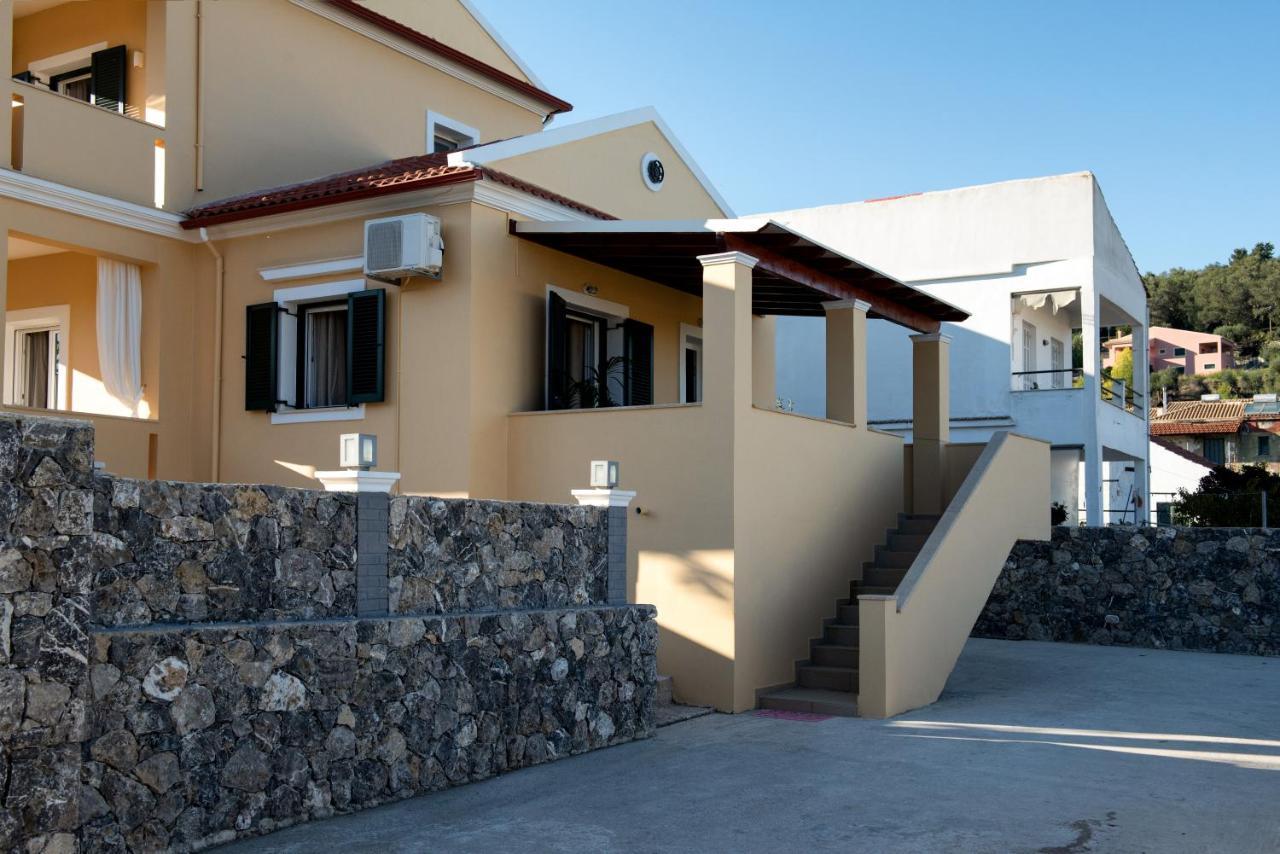 Casa Dell Amore Petrití Exterior foto